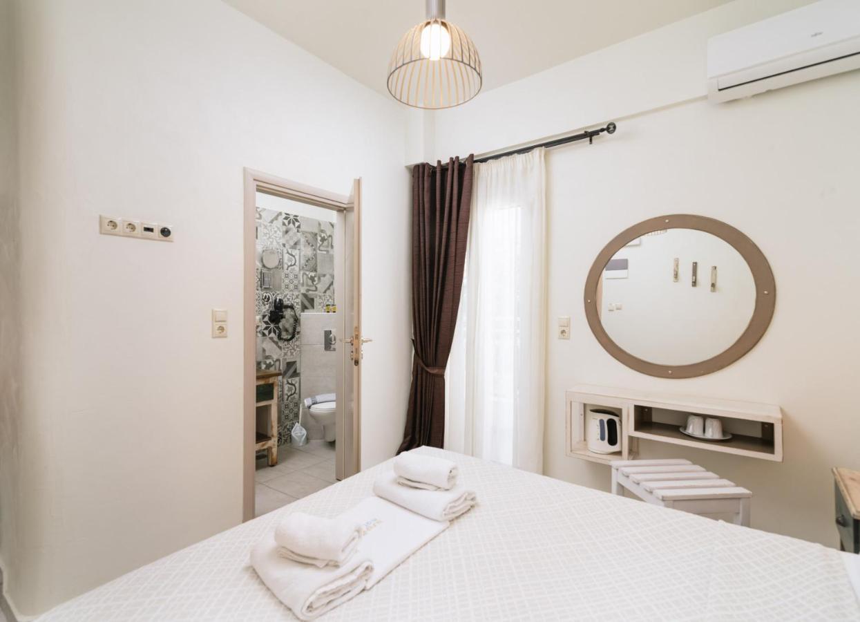 Hotel Sunshine Matala エクステリア 写真