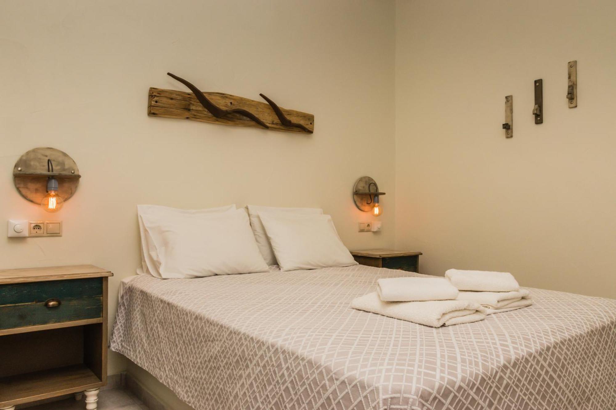 Hotel Sunshine Matala エクステリア 写真